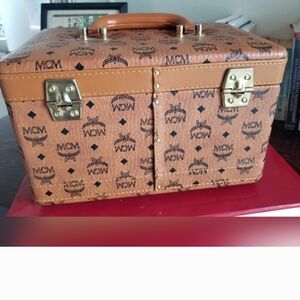 Vintage  Rare MCM travel vanity jewelry cae lock trunk